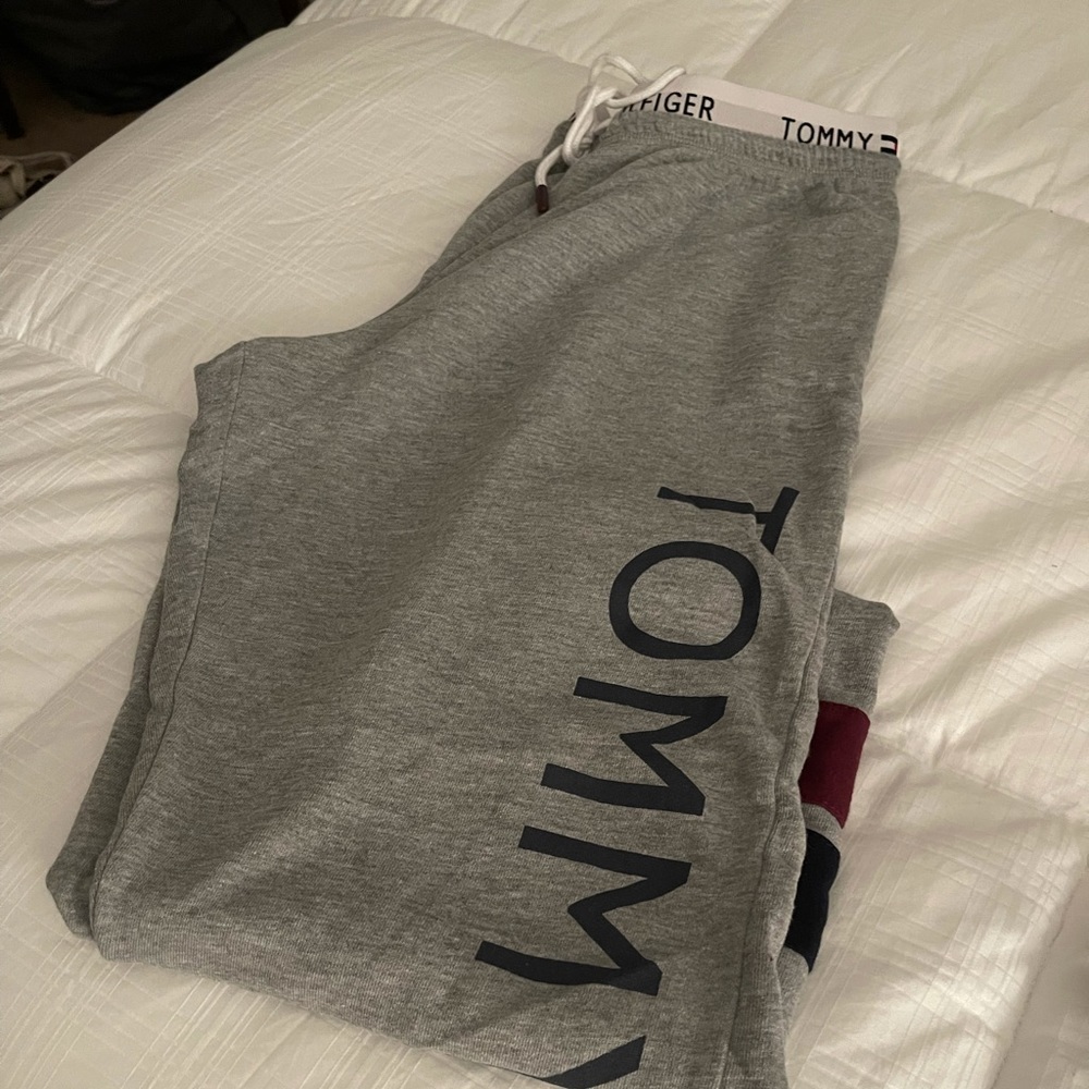Tommy Hilfiger top and sweatpants